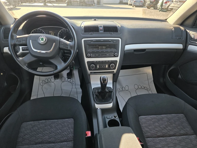 Skoda Octavia 1.6TDi EURO5A Лизинг, снимка 9 - Автомобили и джипове - 52935755