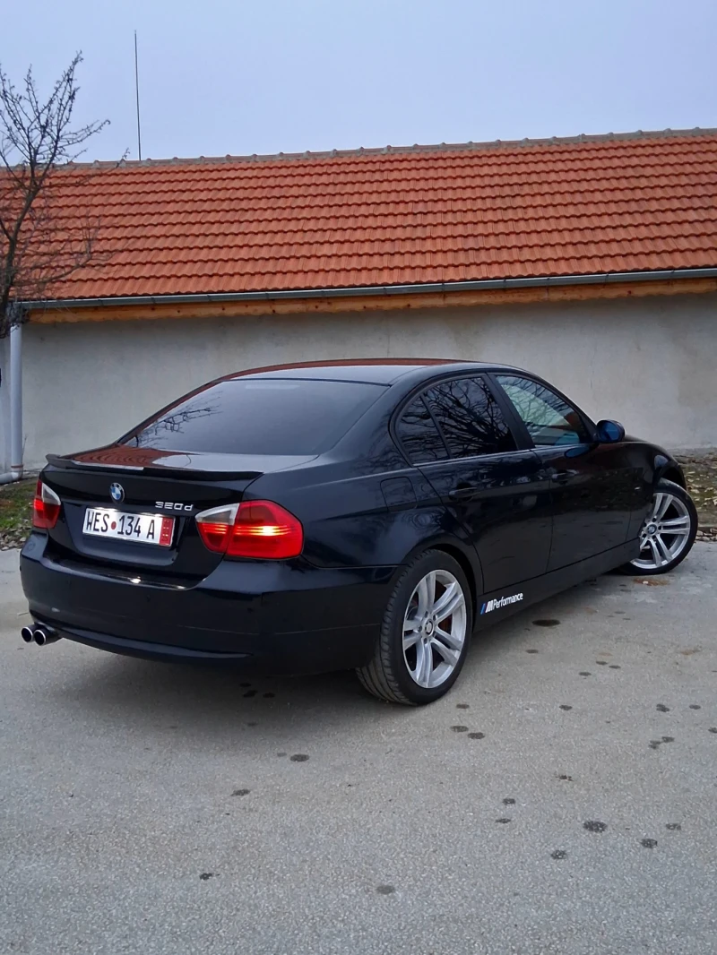 BMW 320 320d, снимка 3 - Автомобили и джипове - 52943251