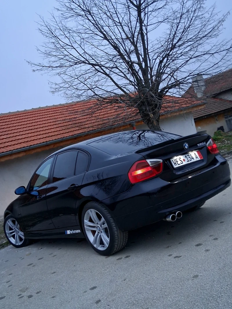 BMW 320 320d, снимка 4 - Автомобили и джипове - 52943251