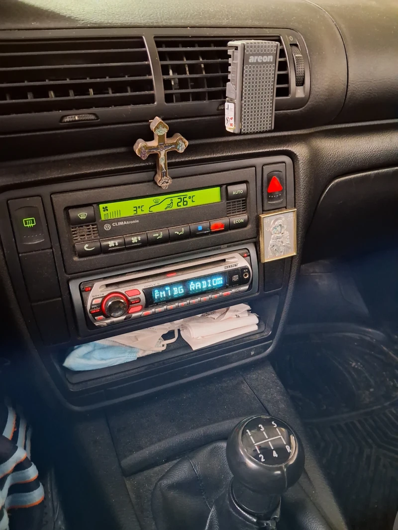 VW Passat, снимка 10 - Автомобили и джипове - 53234532