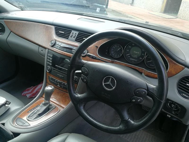 Mercedes-Benz CLS 320 CDi, снимка 6 - Автомобили и джипове - 29876601