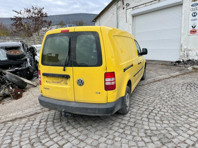 VW Caddy 1.6TDI LONG, снимка 3 - Автомобили и джипове - 34821005