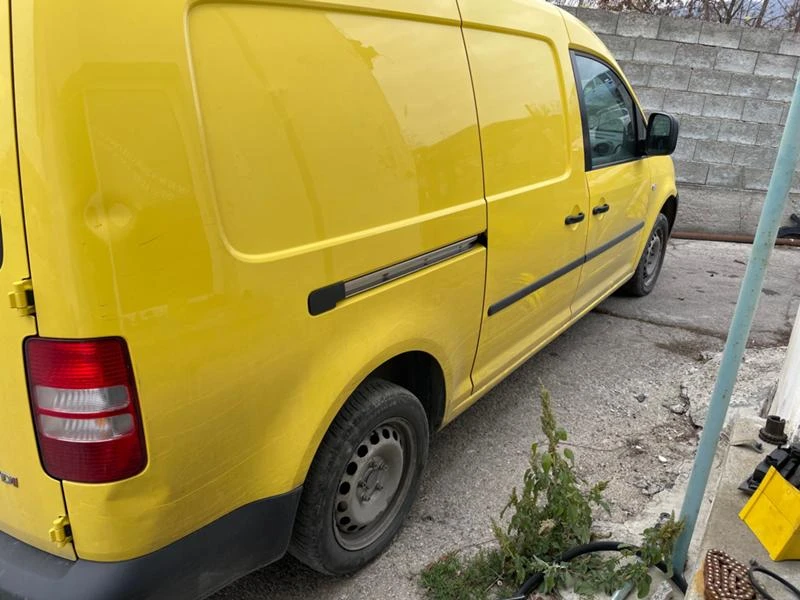 VW Caddy 1.6TDI LONG, снимка 4 - Автомобили и джипове - 34821005