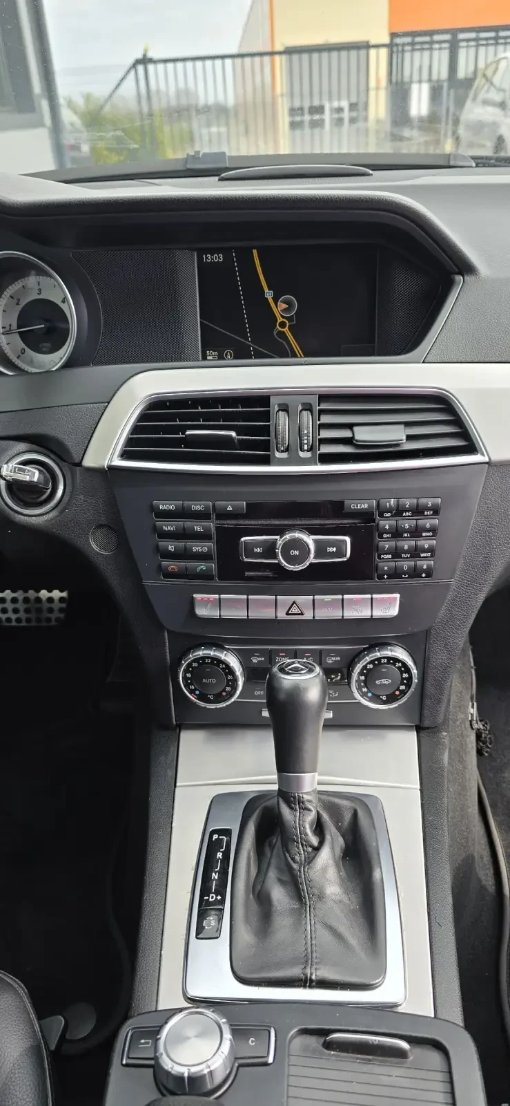 Mercedes-Benz C 220 FACE, Harman/Kardon, BI-XENON, AVANGARDE, снимка 13 - Автомобили и джипове - 49430145