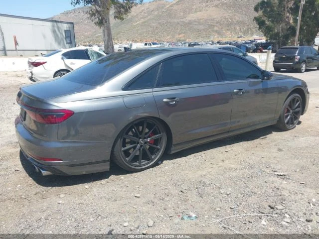Audi S8 TFSI QUATTRO TIPTRONIC - изображение 6