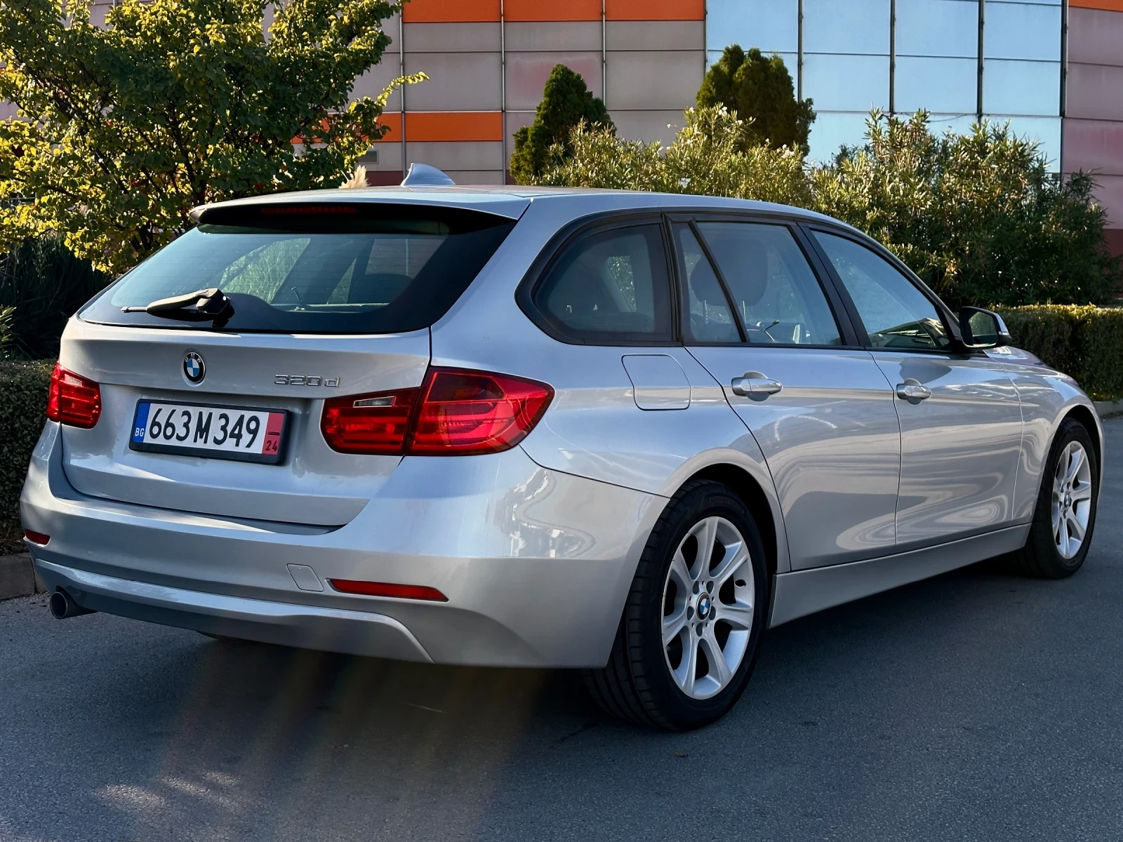 BMW 320 d TOURING АВТОМАТ / 184 к.с. / F31 - изображение 3