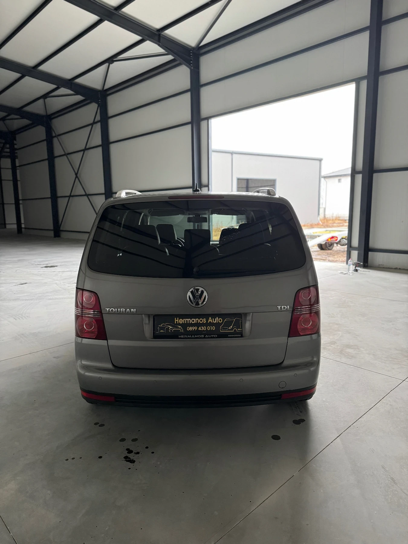 VW Touran 1.9TDI 105 k.c - изображение 6