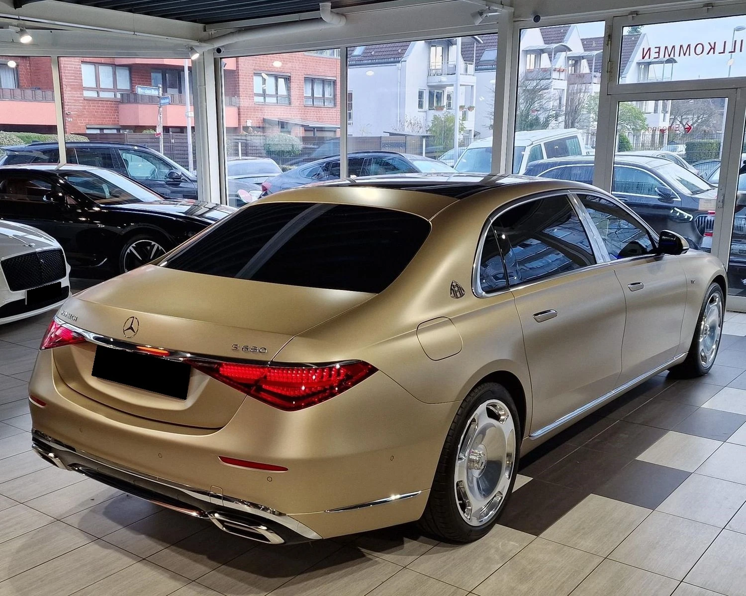 Mercedes-Benz S 680 MAYBACH/FIRST CLASS/EXCLUSIV/DESIGNO/MAGNO/TV/BURM - изображение 6