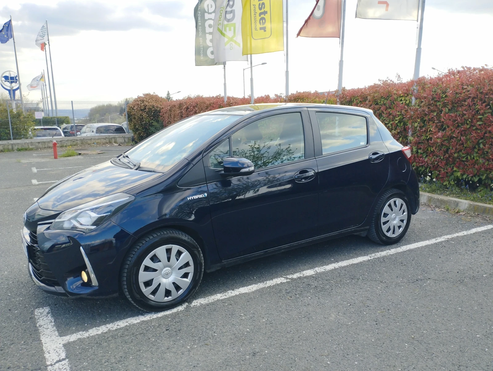 Toyota Yaris 1.5 Hybrid, automatic, в гаранция - изображение 4