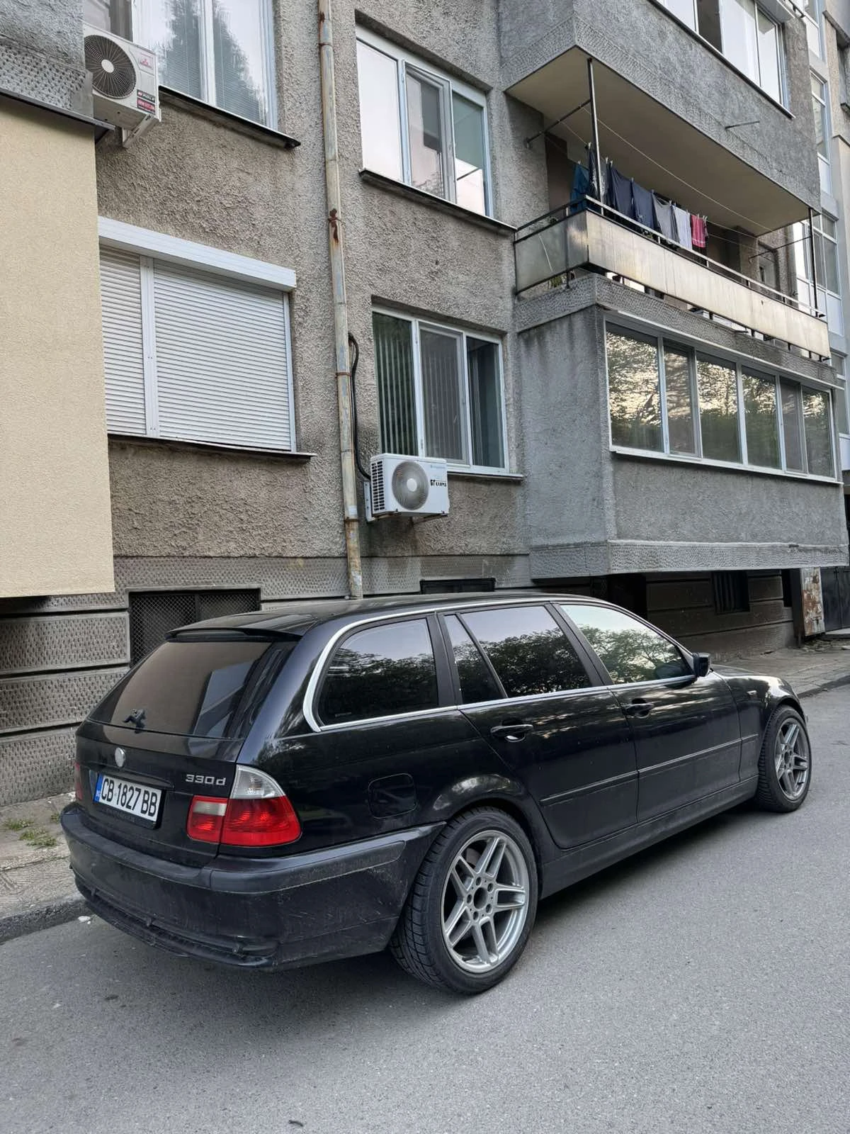 BMW 330 ЗАДНО РЪЧКА - изображение 3