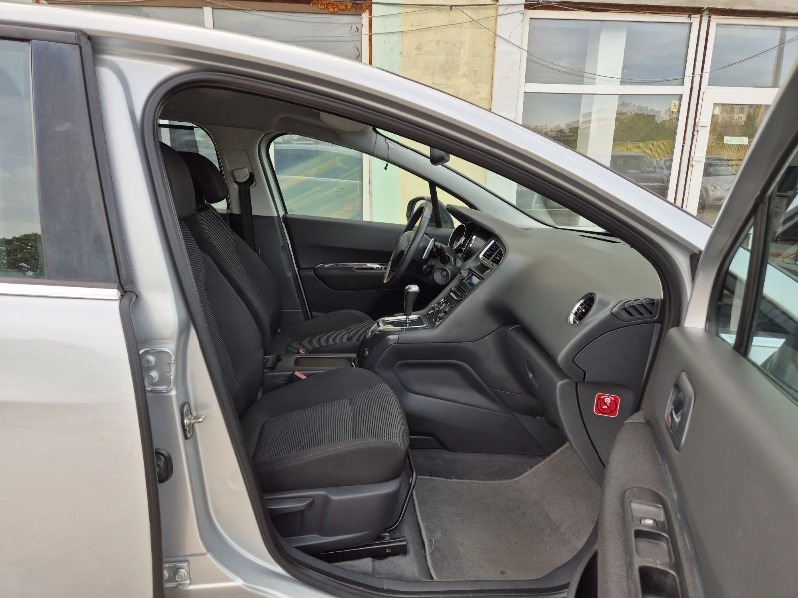 Peugeot 5008 1.6HDI  7 ITALY | Mobile.bg   11