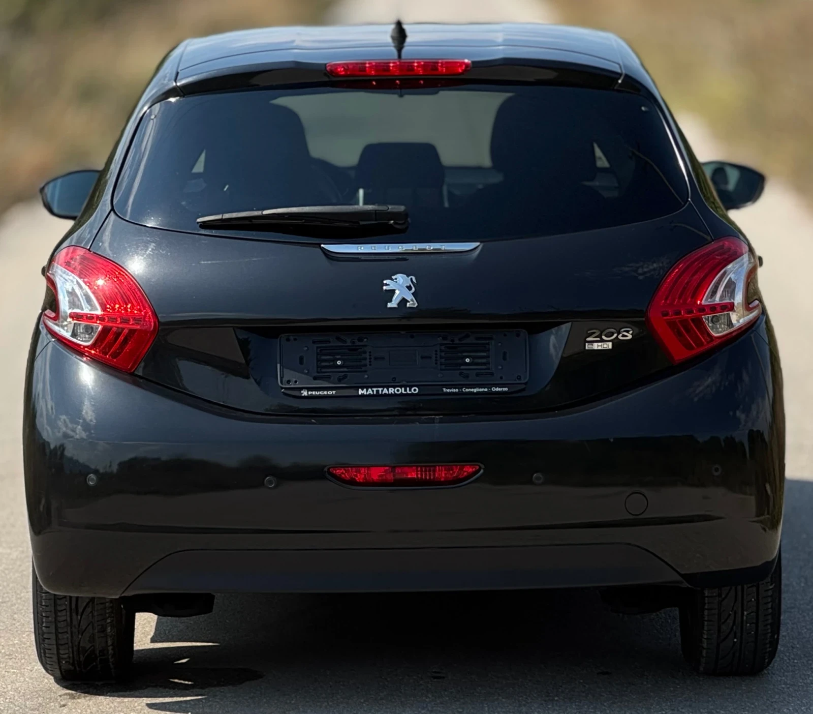 Peugeot 208 1.4HDI /70кс АВТОМАТ  - изображение 5