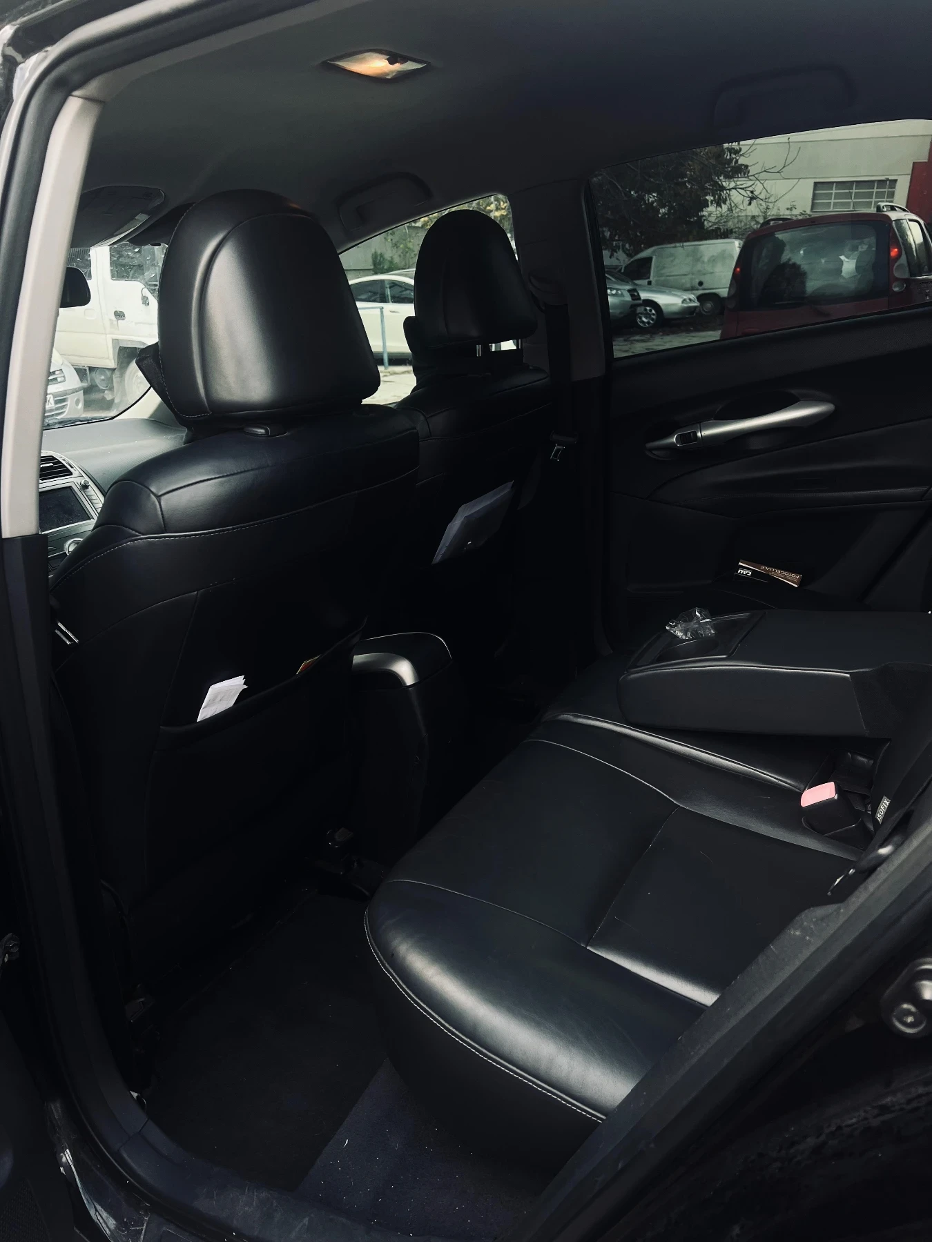 Toyota Auris 2.2D-CAT KEYLESS/NAVI/���� | Mobile.bg � ����������� 6