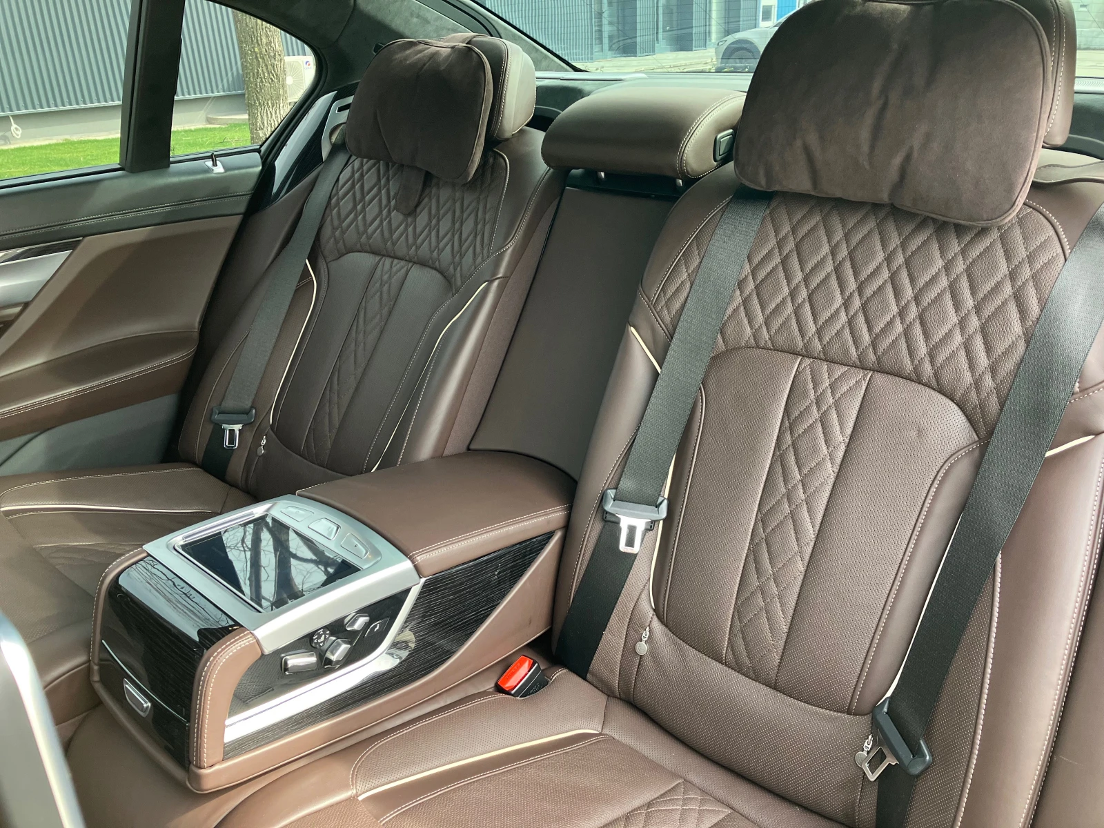 BMW 760 BMW M 760 LiX G12 V12; 126 646 km. | Mobile.bg � ����������� 13