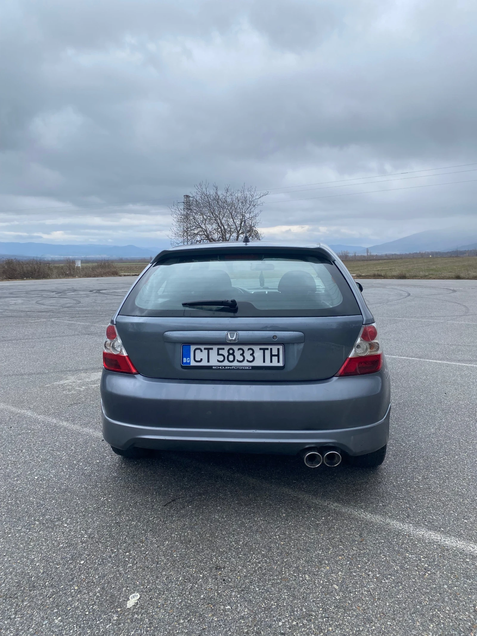 Honda Civic 1.6 VTEC FACELIFT, снимка 4 - Автомобили и джипове - 53959158