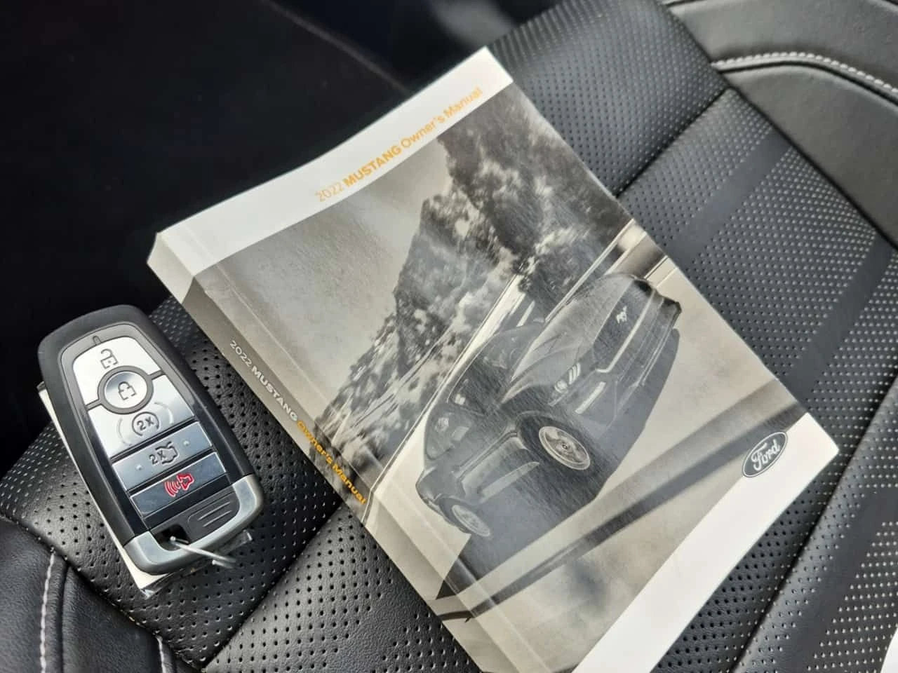 Ford Mustang * ECOBOOST PREMIUM * CARFAX * ЦЕНА ДО БГ, снимка 14 - Автомобили и джипове - 53999280