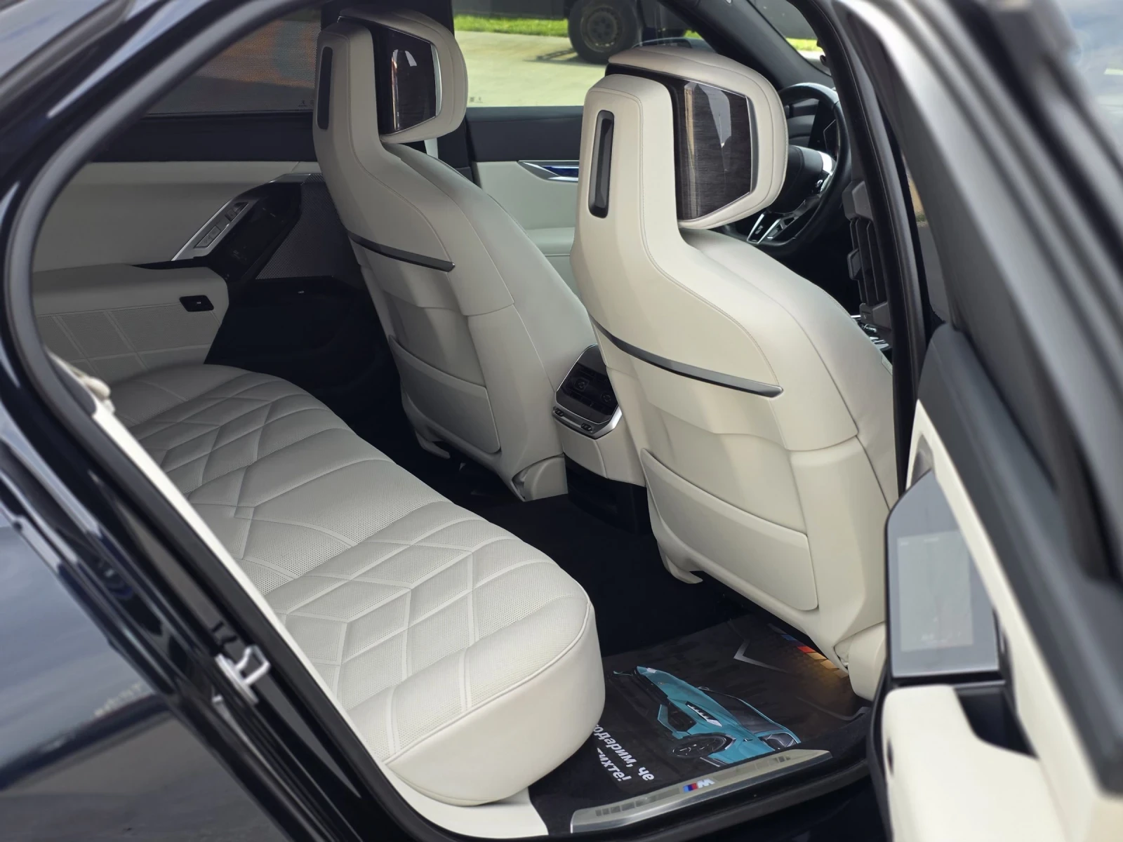 BMW 740 M-SPORT M760I-OPTIC Xdrive B&W EXSLUSIVE SHADOW , снимка 8 - Автомобили и джипове - 54233927