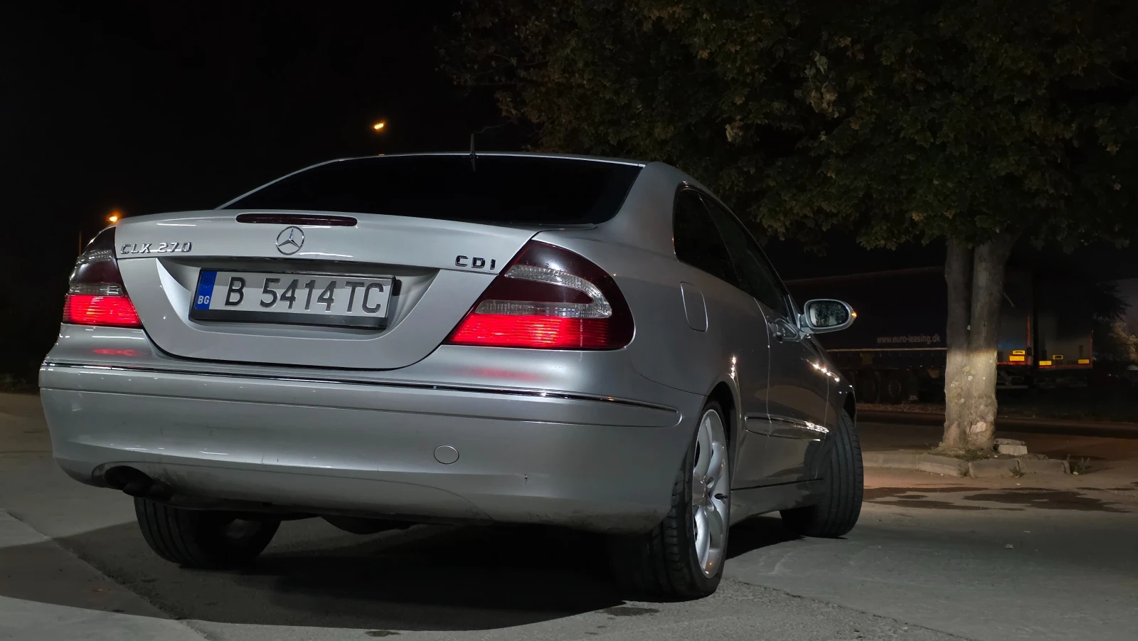 Mercedes-Benz CLK 270 cdi, снимка 7 - Автомобили и джипове - 54305177