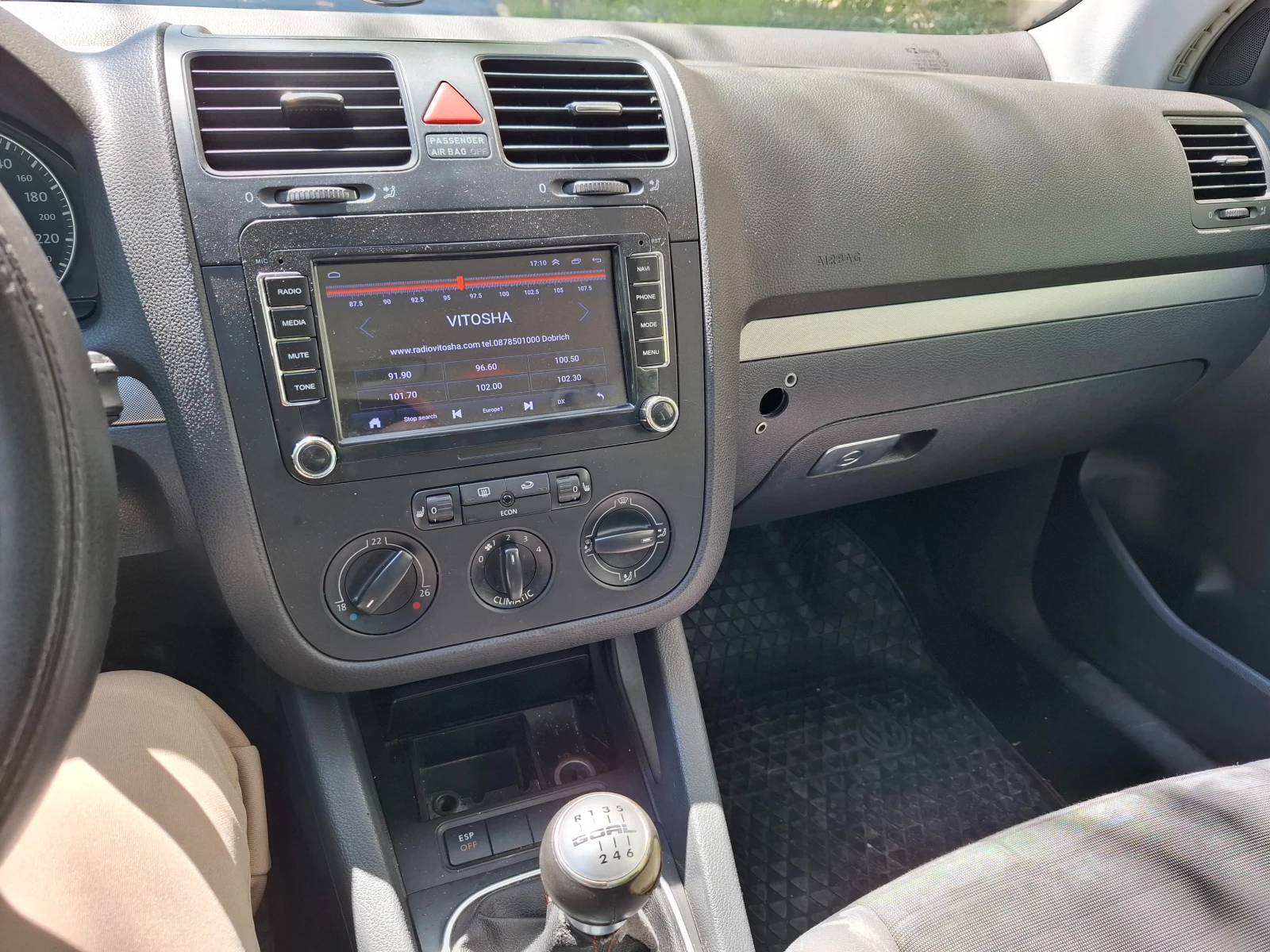VW Golf 1.9 TDI, снимка 9 - Автомобили и джипове - 54428995
