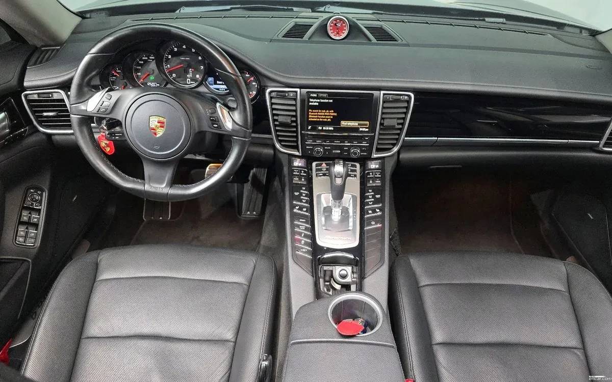 Porsche Panamera 4 AWD| BOSE| AIR SUSP| ОБДУХ| 360 КАМЕРА| , снимка 6 - Автомобили и джипове - 54454692