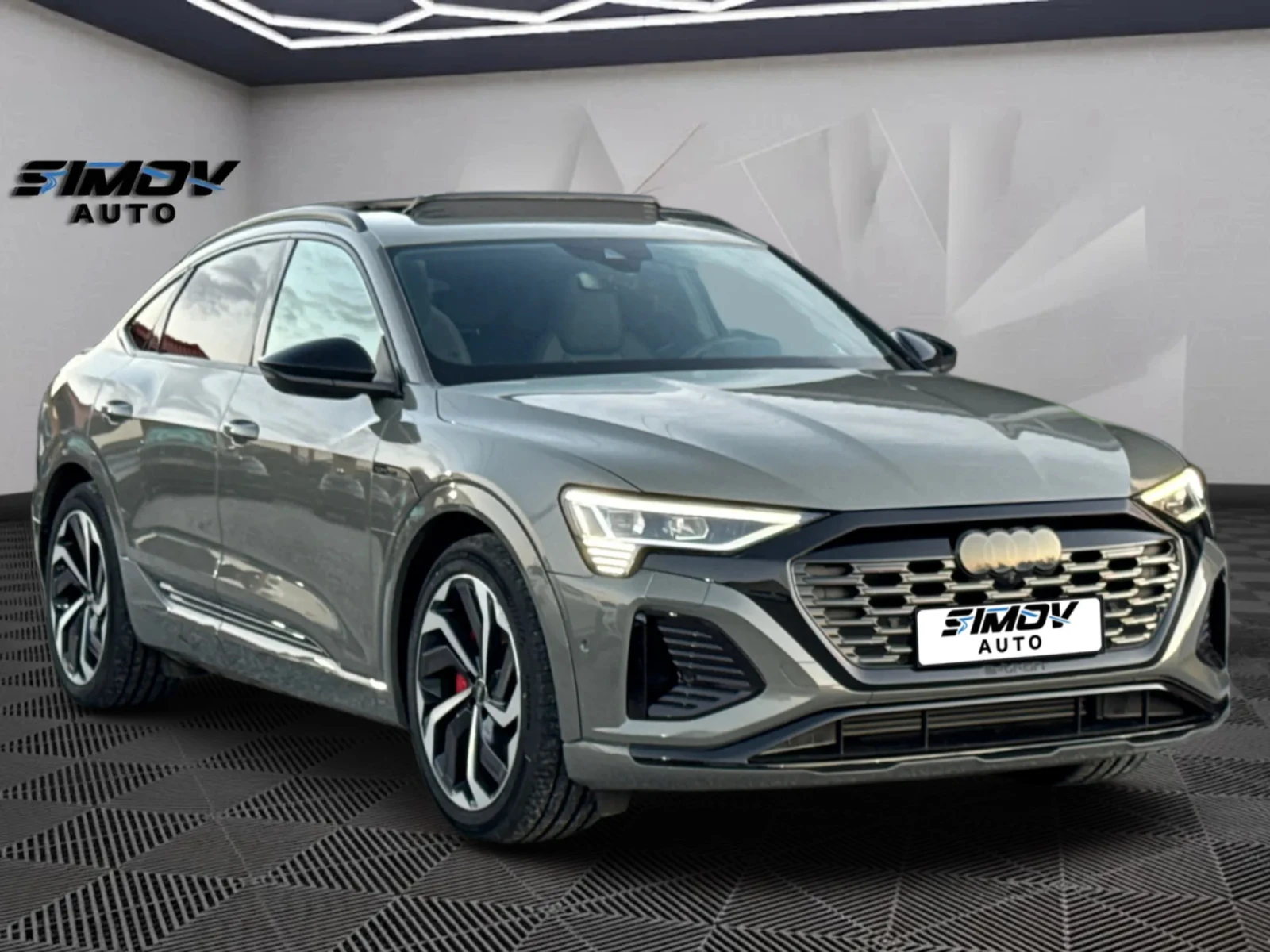 Audi E-Tron Q8 SPORTBACK S-LINE PLUS 114KWH 408КС. ПАНОРАМА, снимка 3 - Автомобили и джипове - 54705022