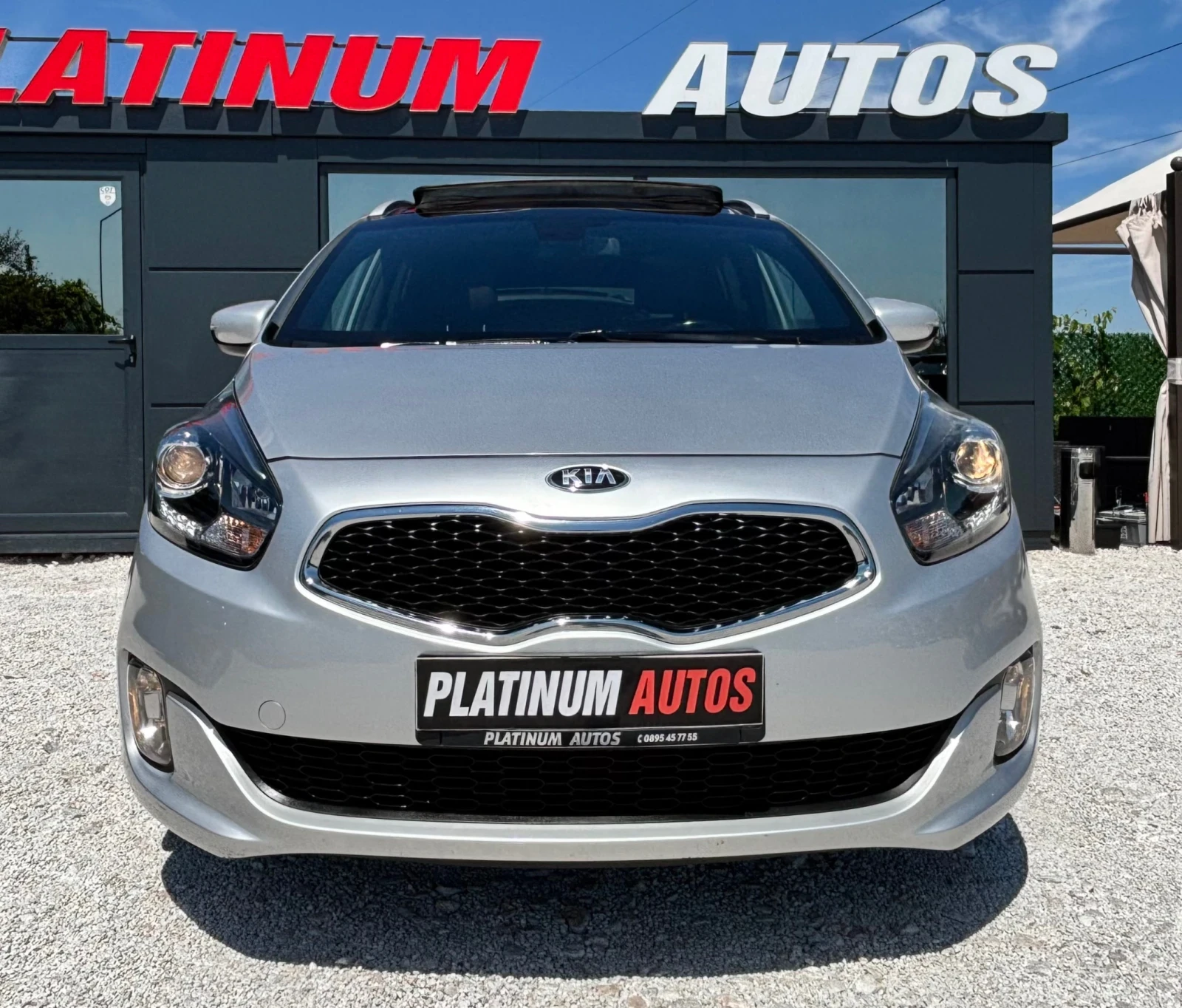 Kia Carens 1.7CRDI/7 МЕСТЕН/NAVI/PANO/, снимка 2 - Автомобили и джипове - 55219081