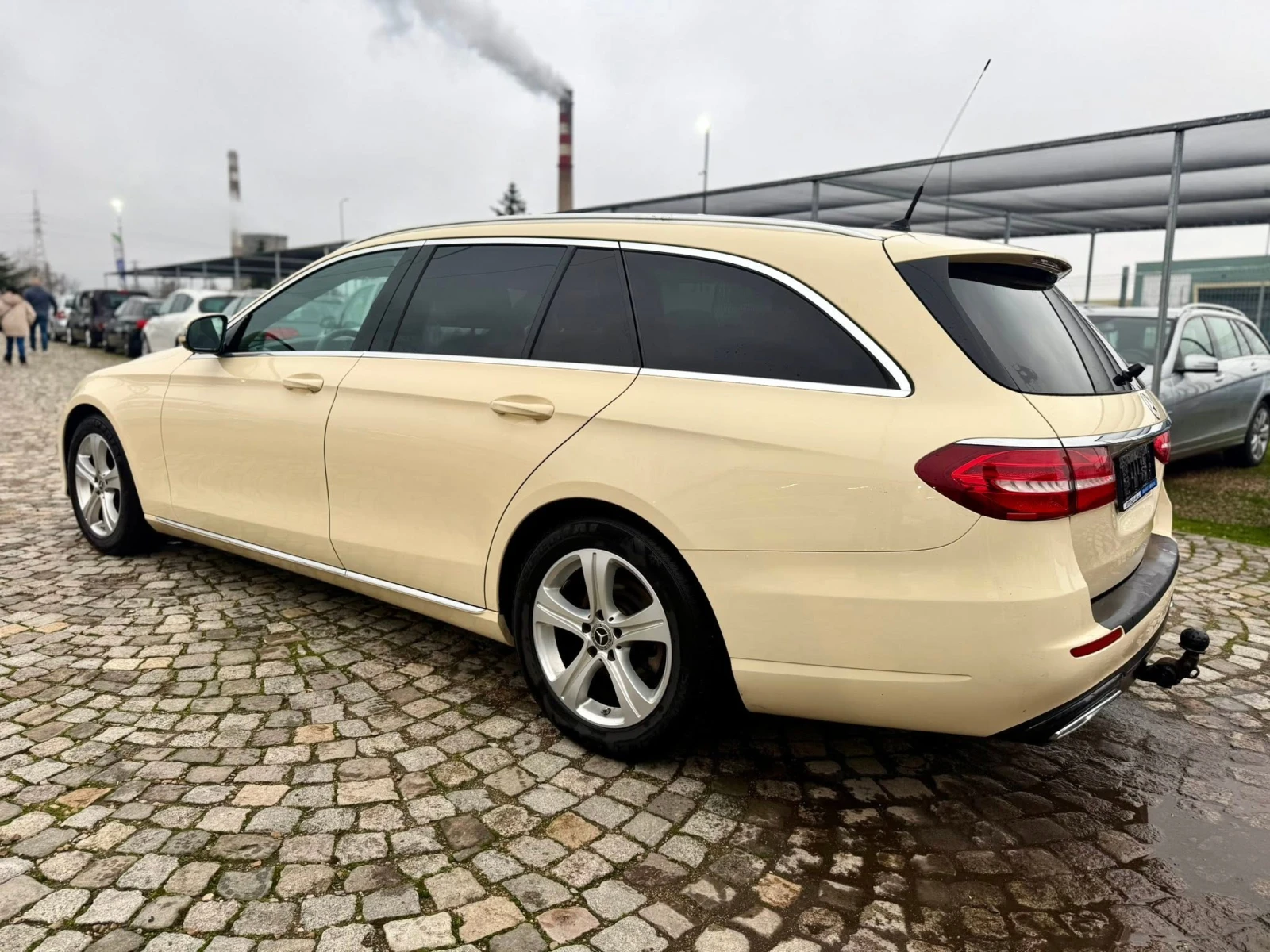 Mercedes-Benz E 220 195k.c   9 G-TRONIK  | Mobile.bg � ����������� 3