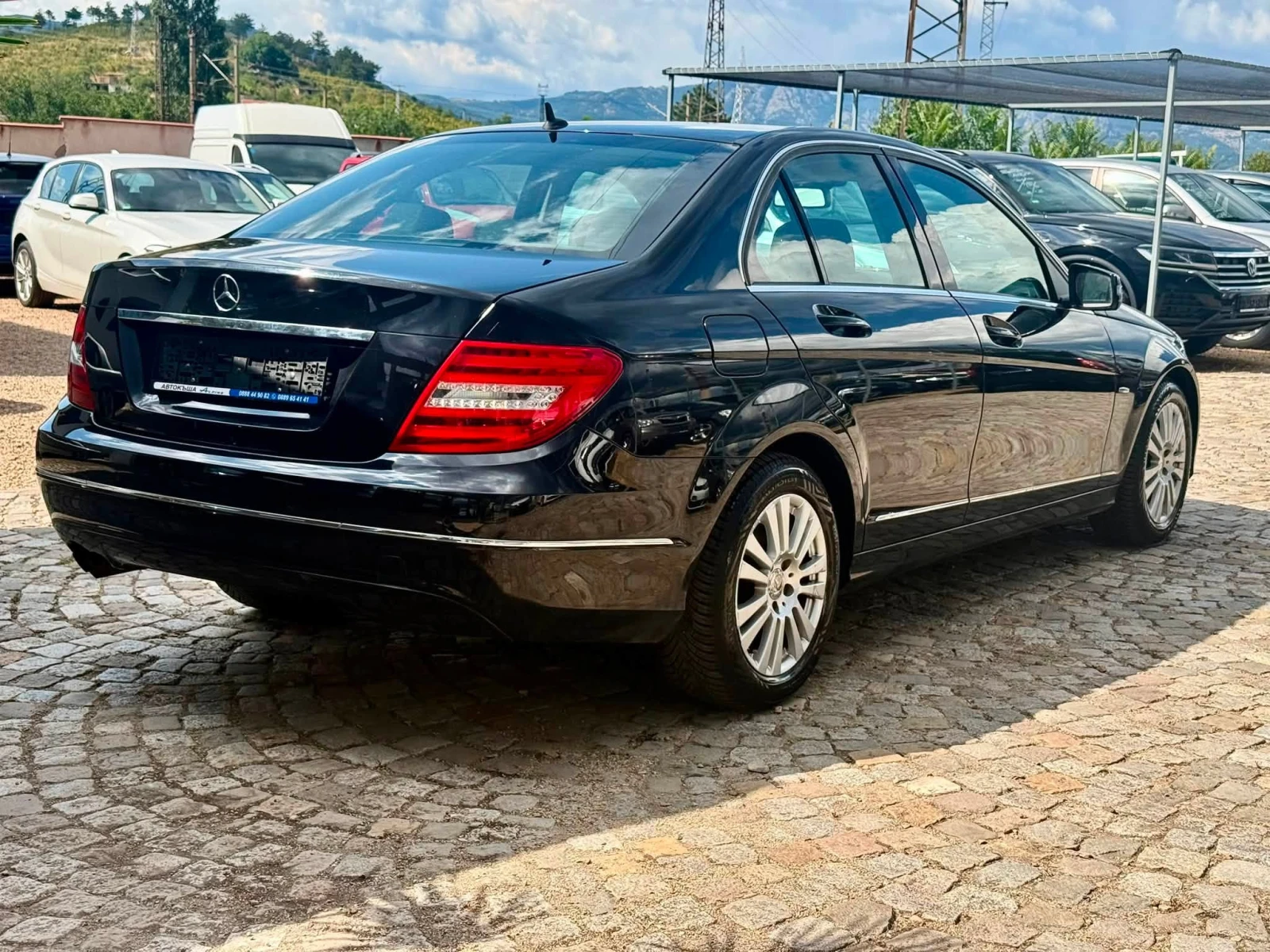 Mercedes-Benz C 180  АВТОМАТИК ОБСЛУЖЕН, снимка 5 - Автомобили и джипове - 55413315