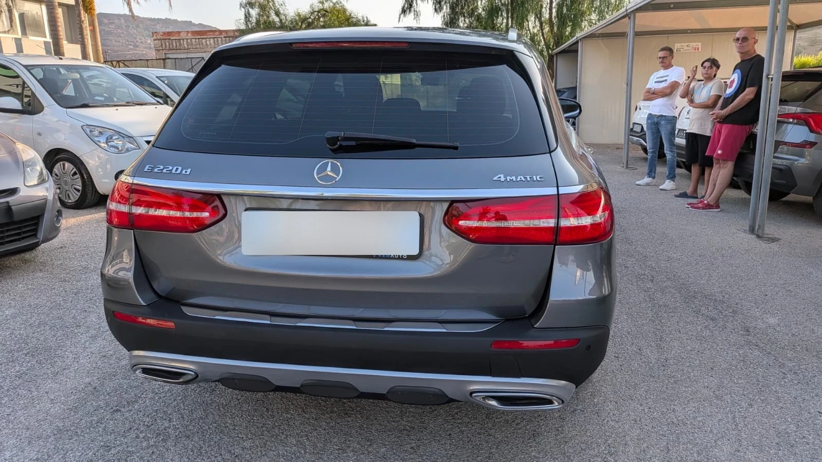 Mercedes-Benz E 220 d SW 4Matic Auto Premium Plus All-Terrain, снимка 8 - Автомобили и джипове - 55429970