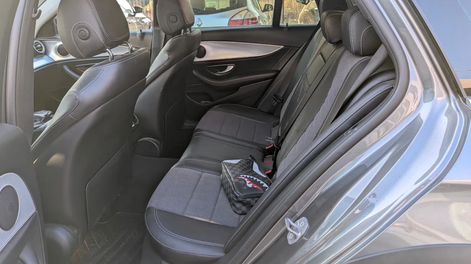 Mercedes-Benz E 220 d SW 4Matic Auto Premium Plus All-Terrain, снимка 10 - Автомобили и джипове - 55429970