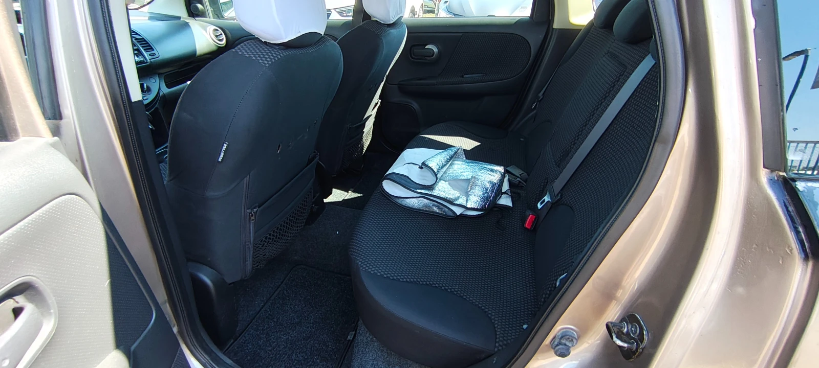 Nissan Note 1.5DCI - 68к.с. 2007г, снимка 8 - Автомобили и джипове - 55639697