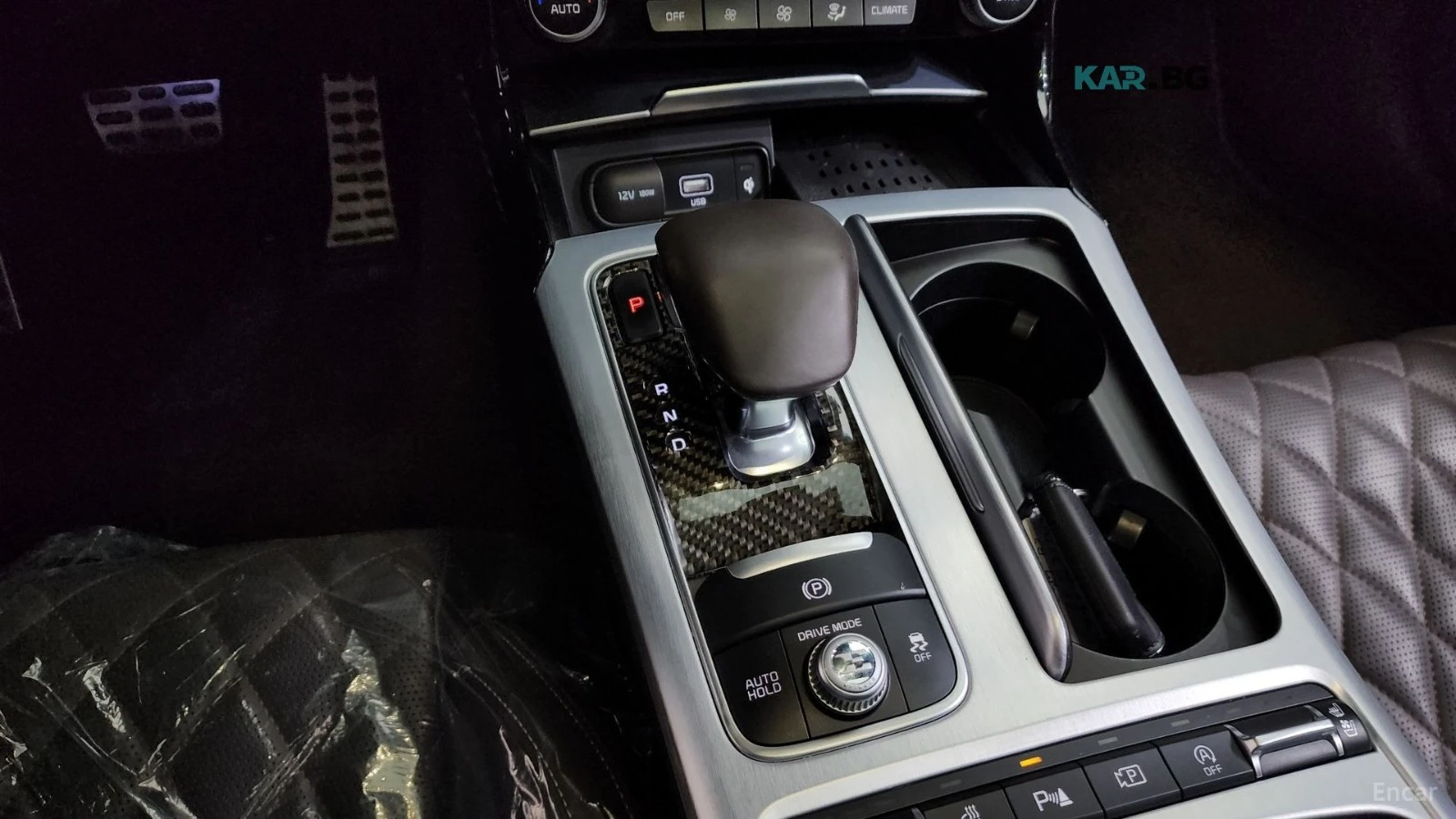 Kia Stinger 3.3T* GT* MASTERS* ПОДГР* ОБДУХ* ПАНО* КАМЕРА* , снимка 9 - Автомобили и джипове - 55897857