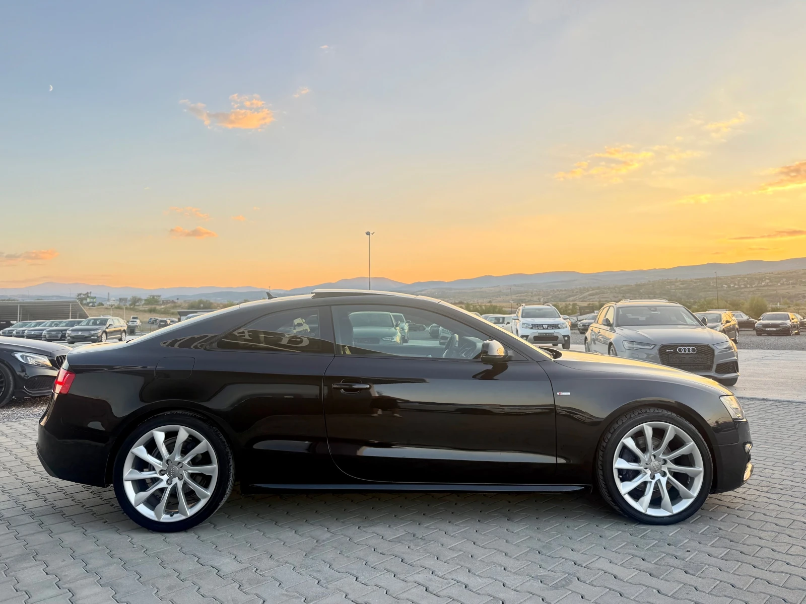 Audi A5 3.0TDI 245 ks 3x s line Собствен лизинг !!!, снимка 4 - Автомобили и джипове - 56155984