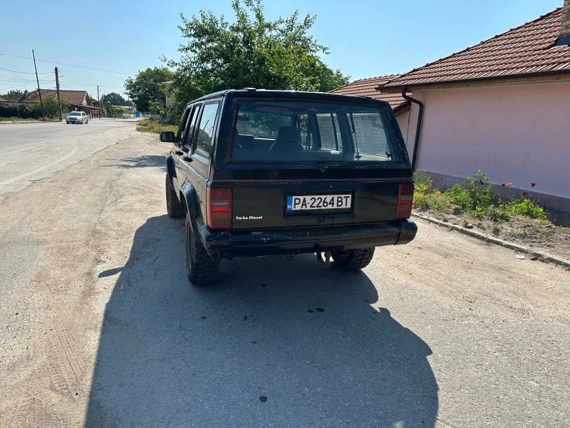 Jeep Cherokee, снимка 4 - Автомобили и джипове - 50558043