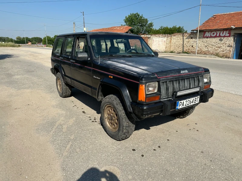 Jeep Cherokee, снимка 2 - Автомобили и джипове - 50558043