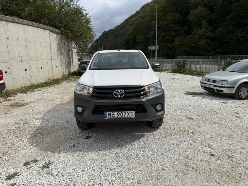 Toyota Hilux WHITE HORSE 2020, снимка 2 - Автомобили и джипове - 51846511