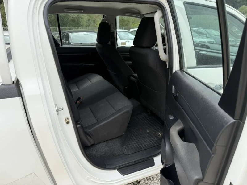 Toyota Hilux WHITE HORSE 2020, снимка 11 - Автомобили и джипове - 51846511