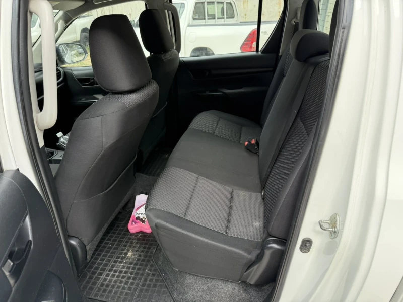 Toyota Hilux WHITE HORSE 2020, снимка 6 - Автомобили и джипове - 51846511