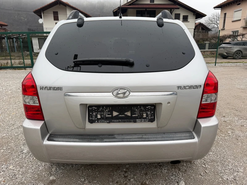 Hyundai Tucson 2.0i 4x4 123.000km !, снимка 4 - Автомобили и джипове - 53510841