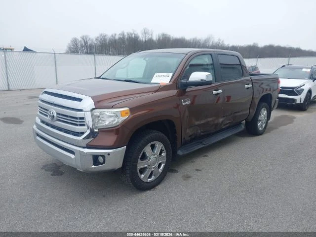Toyota Tundra 4WD Truck CrewMax 5.7L FFV V8 6-Spd AT Platinum , снимка 2 - Автомобили и джипове - 54698984