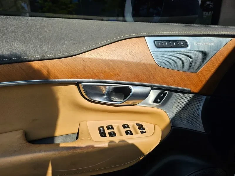 Volvo Xc90, снимка 12 - Автомобили и джипове - 56162122
