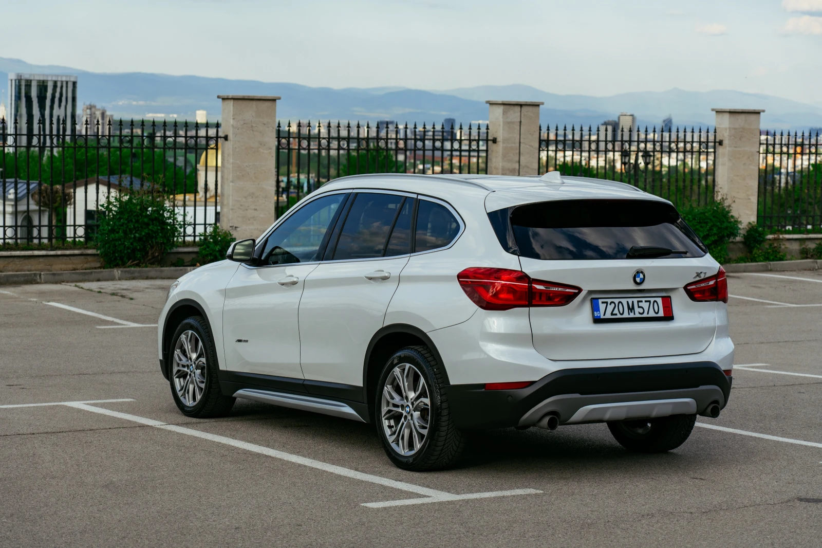 BMW X1 xDrive28i - изображение 7