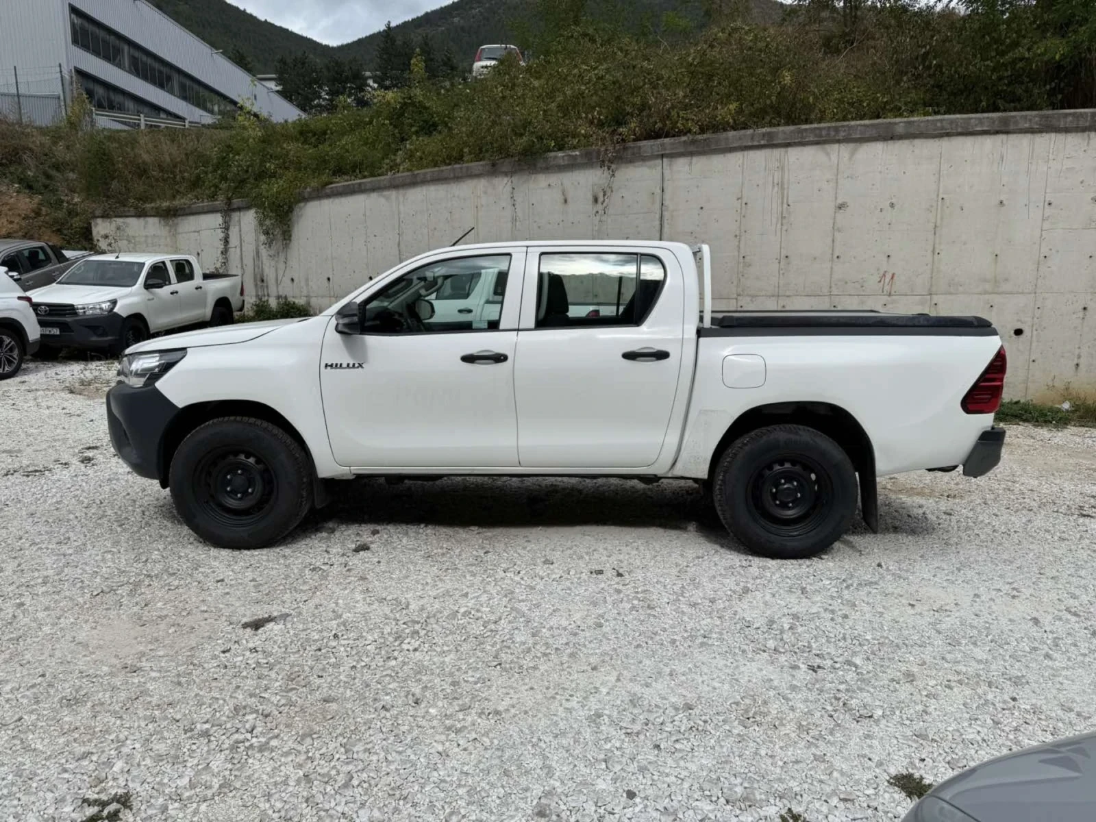 Toyota Hilux WHITE HORSE 2020 - изображение 10
