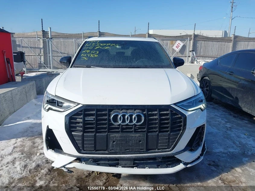Audi Q3 45 PROGRESSIV, снимка 11 - Автомобили и джипове - 54035385