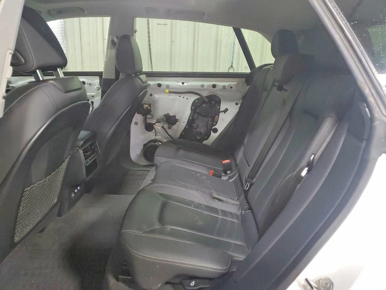 Audi Q8 PREMIUM PLUS S-LINE| MATRIX| DISTRONIC| HUD| B&O, снимка 10 - Автомобили и джипове - 54085284