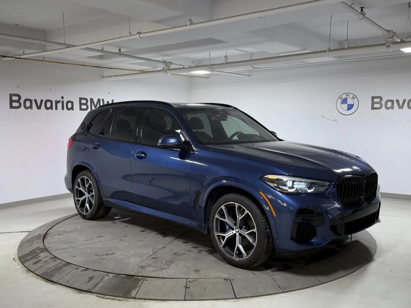 BMW X5 xDRIVE40i* 360CAMERA* PANOROOF* DRVIE-ASSIST* , снимка 3 - Автомобили и джипове - 54612088