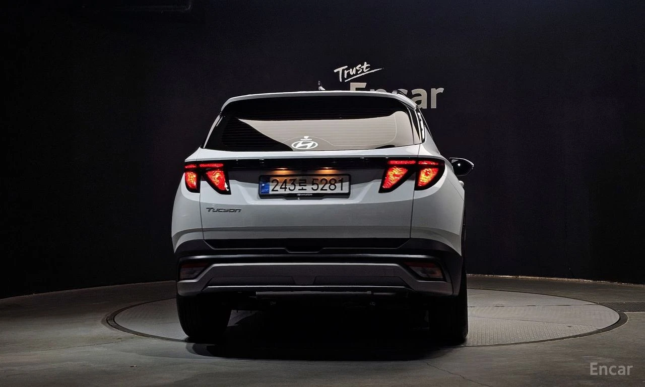 Hyundai Tucson 1.6* TURBO* PREMIUM* ПОДГРЕВ* ОБДУХВАНЕ* КАМЕРА* , снимка 4 - Автомобили и джипове - 55036790