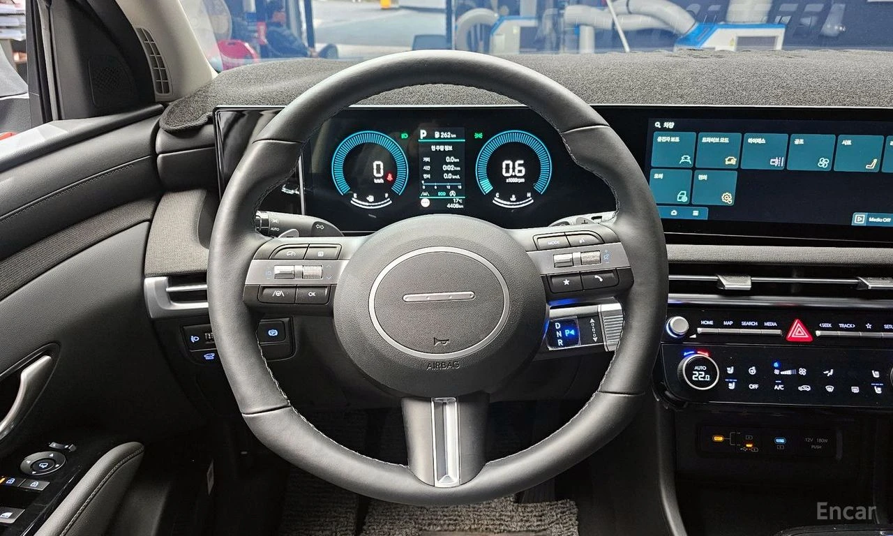 Hyundai Tucson 1.6* TURBO* PREMIUM* ПОДГРЕВ* ОБДУХВАНЕ* КАМЕРА* , снимка 7 - Автомобили и джипове - 55036790