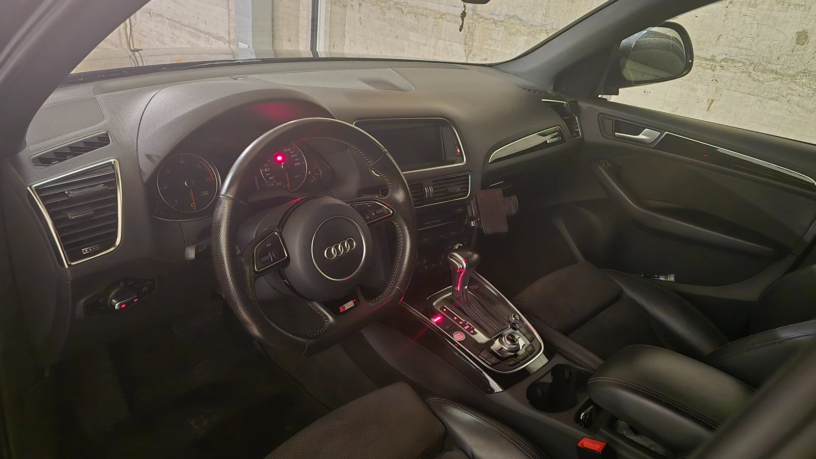 Audi Q5 S-LINE, снимка 11 - Автомобили и джипове - 55224410