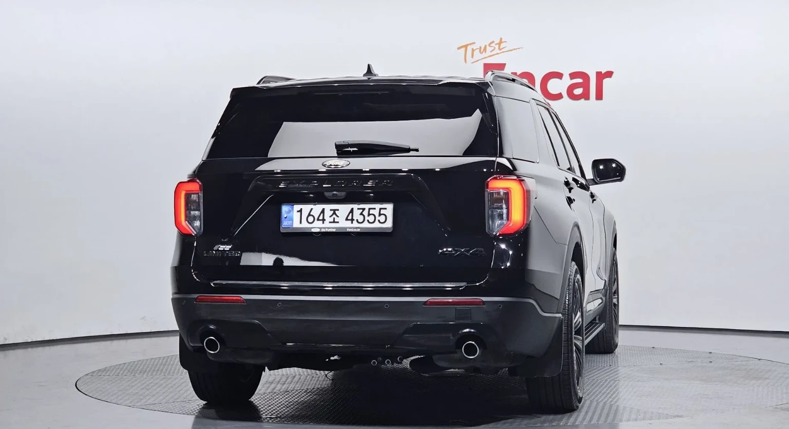 Ford Explorer 6-ГЕНЕРАЦИЯ * 360 КАМЕРИ * ПАНОРАМА * ПОДГРЕВИ * 4, снимка 2 - Автомобили и джипове - 56611522